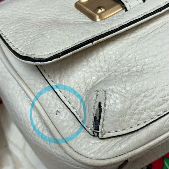 Talbots Cream Pebbled Leather Turn Lock Baguette Shoulder Bag - Picture 15 of 16